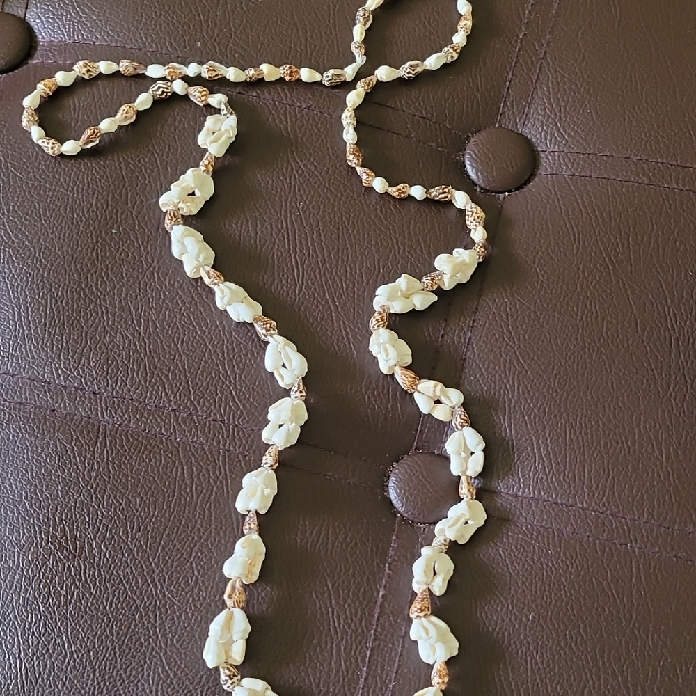 White and Gold Spiral Necklace with Pearl Accents